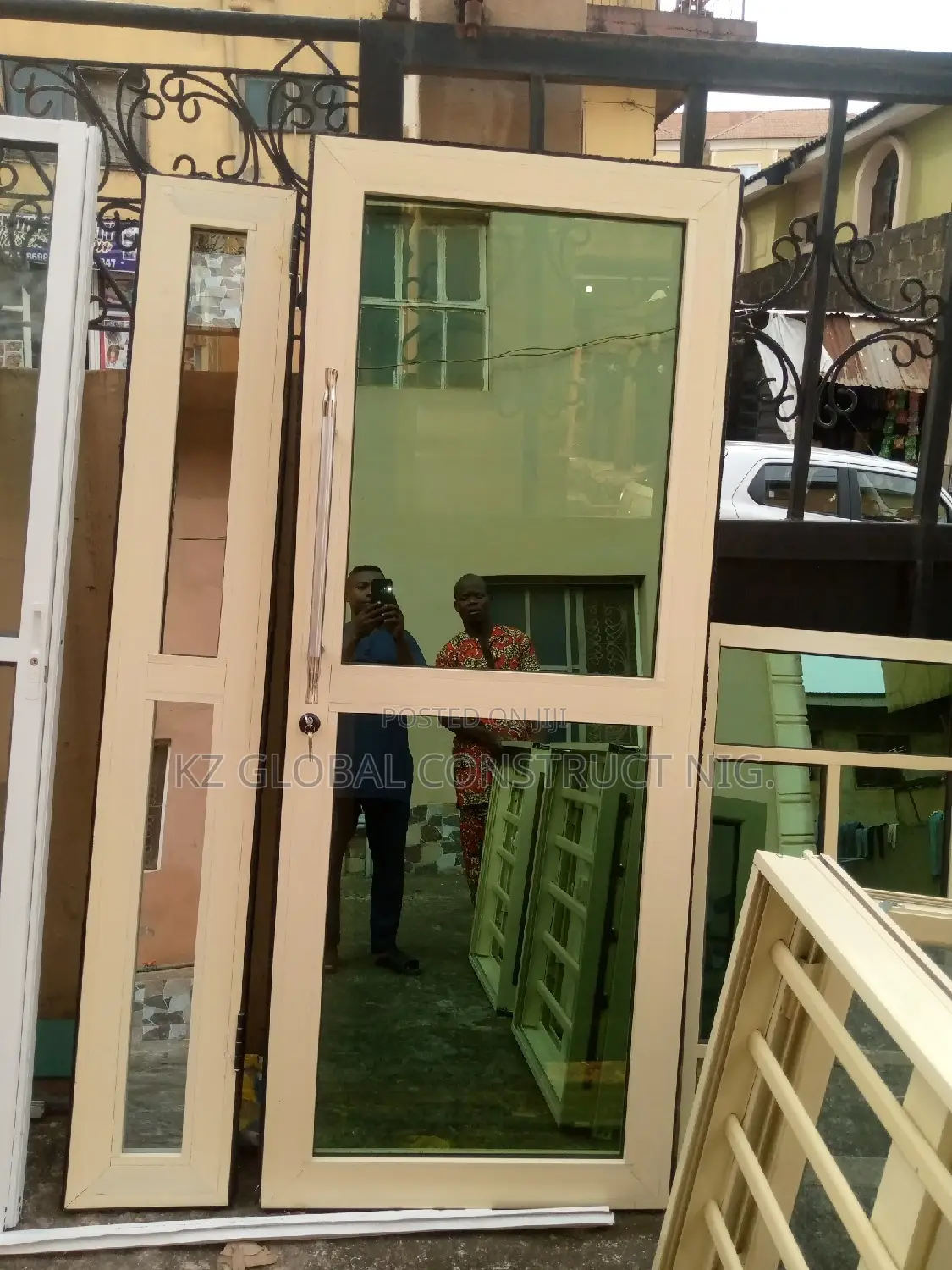 Aluminum Swing Door Series With Down Closer Engine
