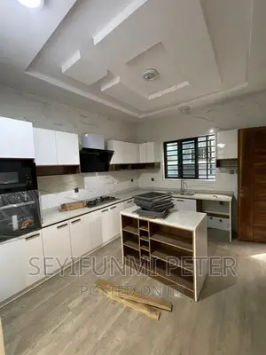 Furnished 3bdrm Duplex in Magodo Phase 2, for sale
