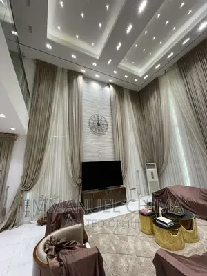 Luxury Curtain With Ring's Design