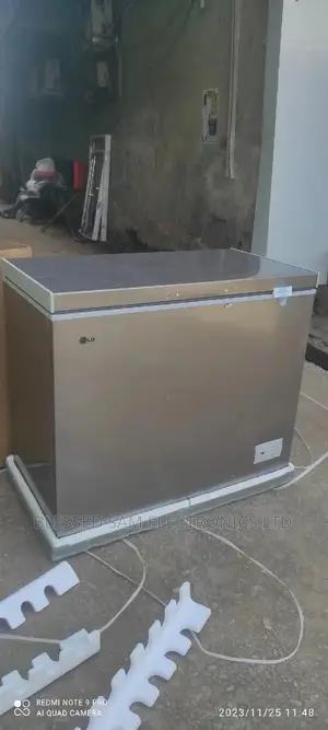 New Lg Chest Freezer 350l Double Door Glass , Fast Freezing