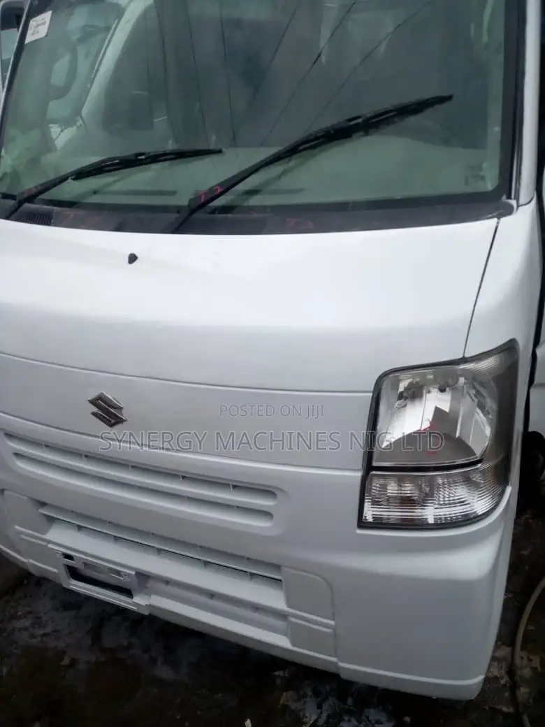 Suzuki Every 2019 White