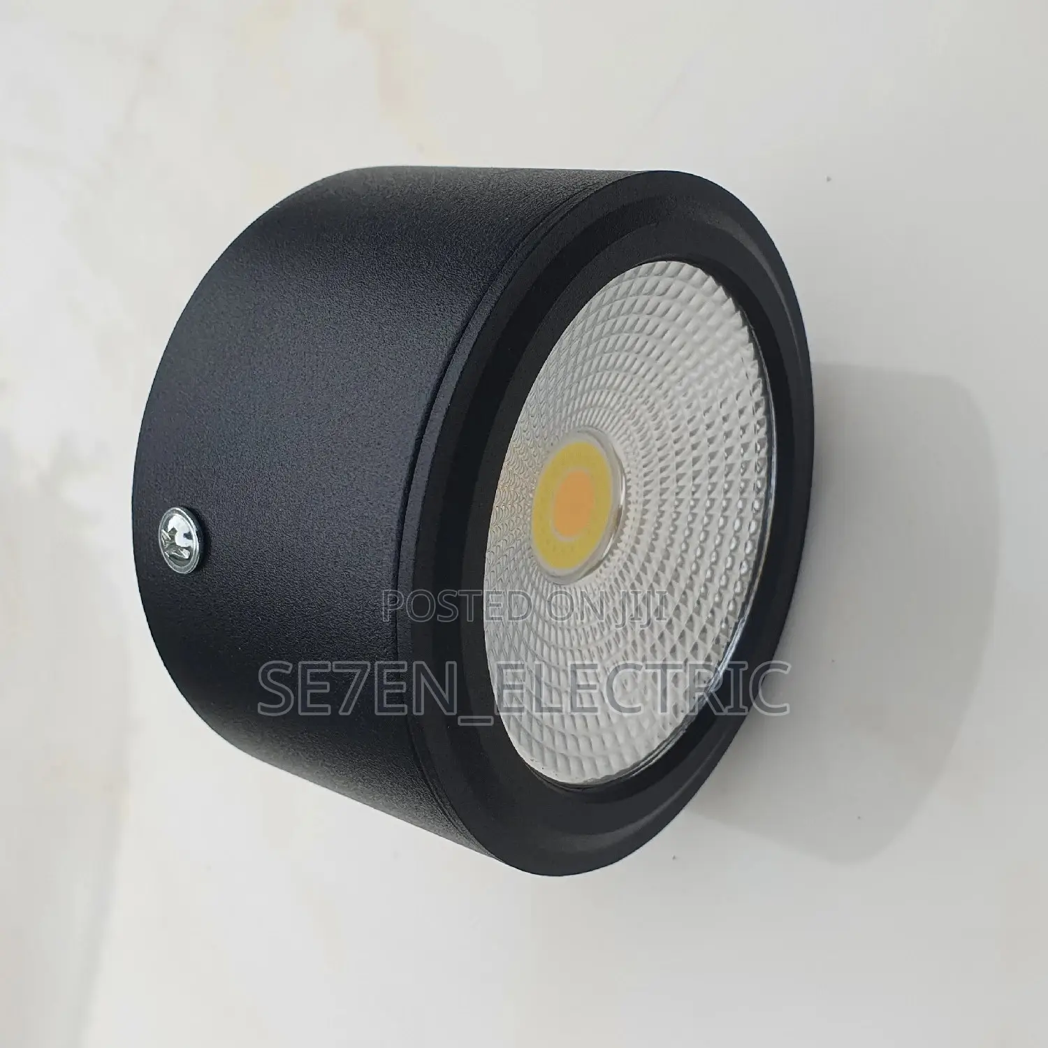 Ceiling Surface Mounting Cob Led Downlight.Round Black 10w
