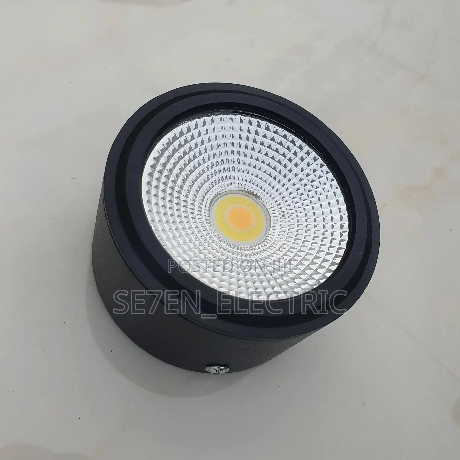Ceiling Surface Mounting Cob Led Downlight.Round Black 10w