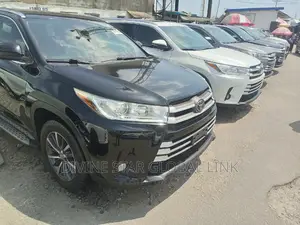 Toyota Highlander Limited 4x4 V6 (3.5L 6cyl 8A) 2018 Black