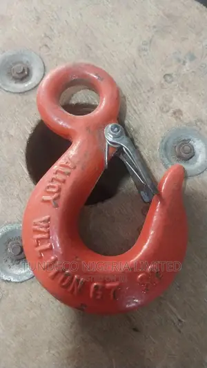 Chackle , Clip and Hook in Any Size and Tonnes