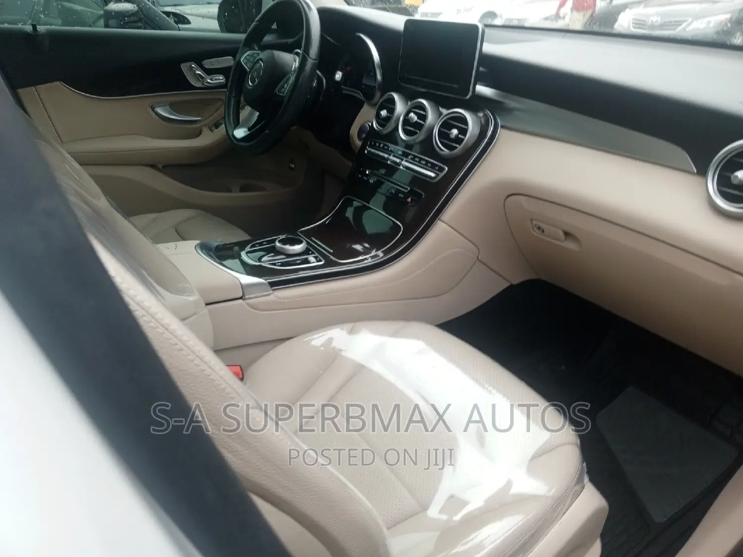 Mercedes-Benz GLC-Class 2017 White