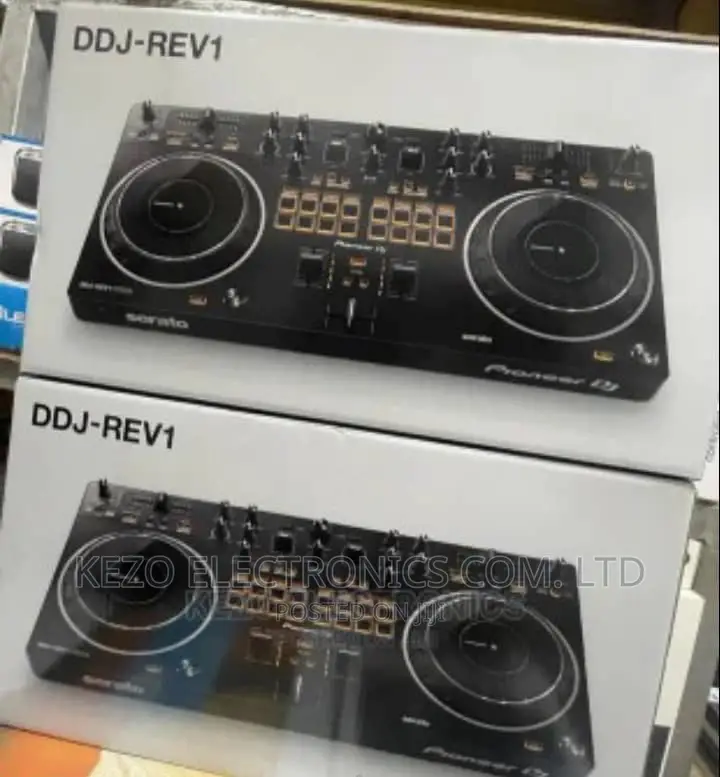 Pioneer DDJ-Rev1 Controller