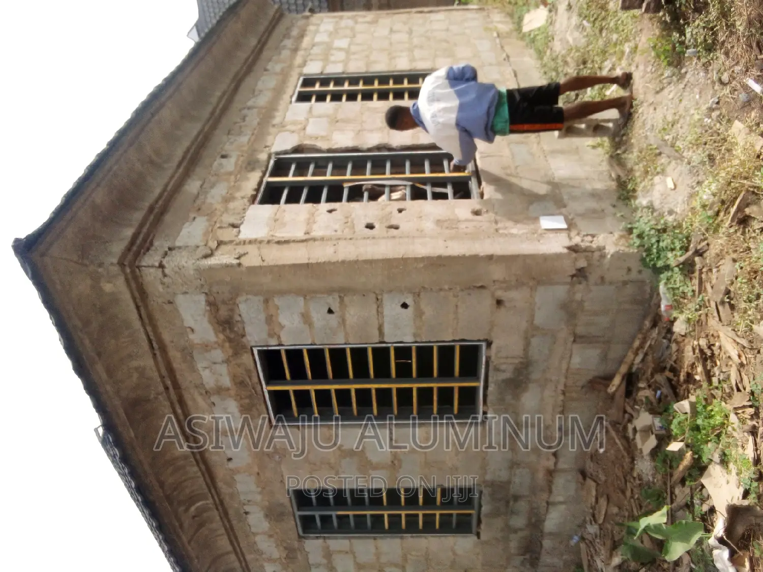 Gray Casement With Burglary