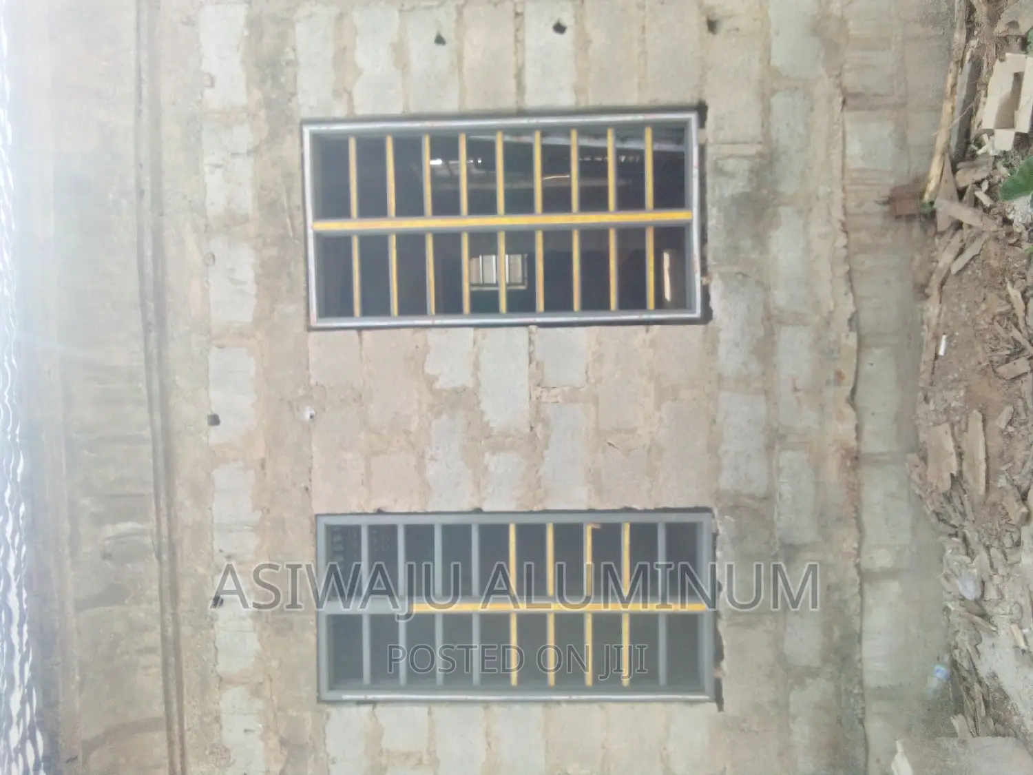 Gray Casement With Burglary
