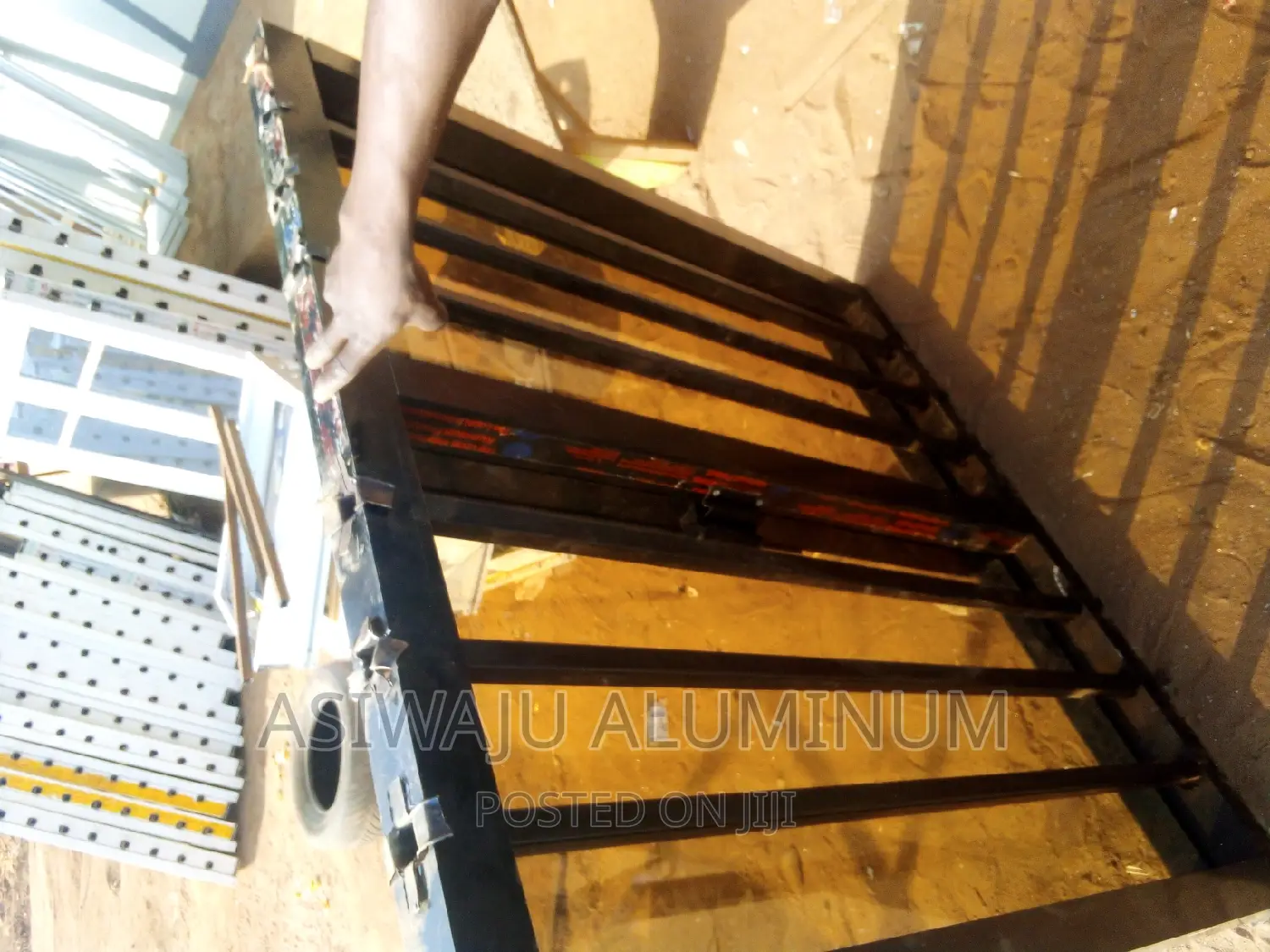Transome Frameless Window With Burglary