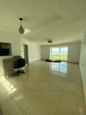 2bdrm Penthouse in Phase 1 for rent