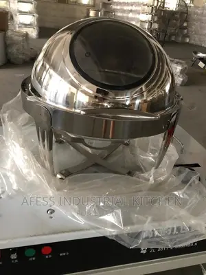 Round Chaffing Dish With Glass