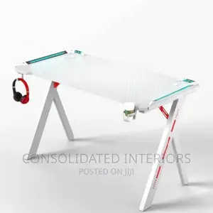 Unique Gaming/Studio Table