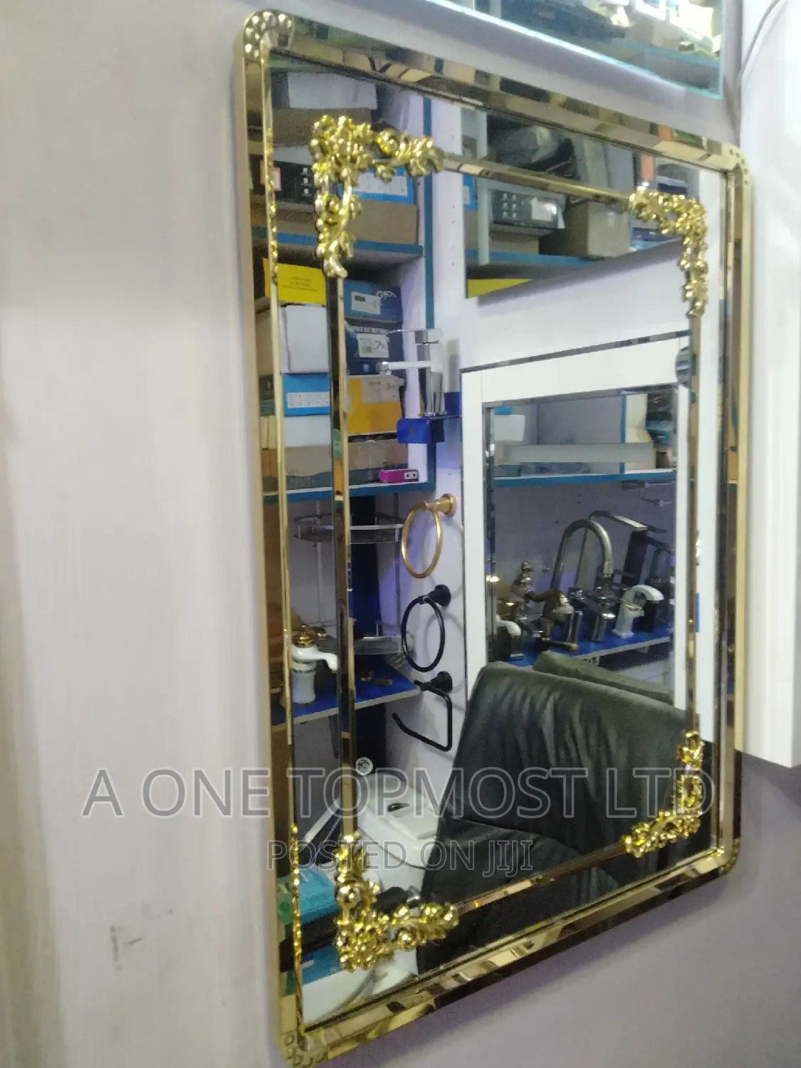 Design Gold Frame Mirror Be(70 by 50cm)