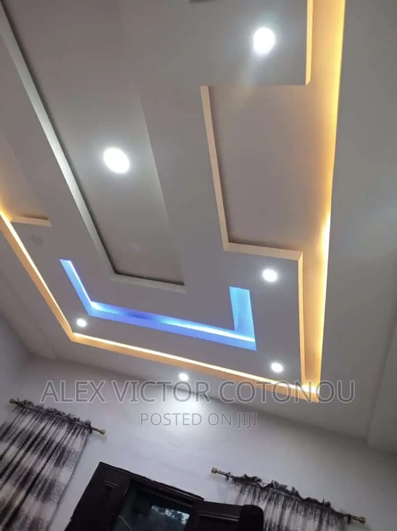 Pop Installation, Wall Screeding And Inside Decorations