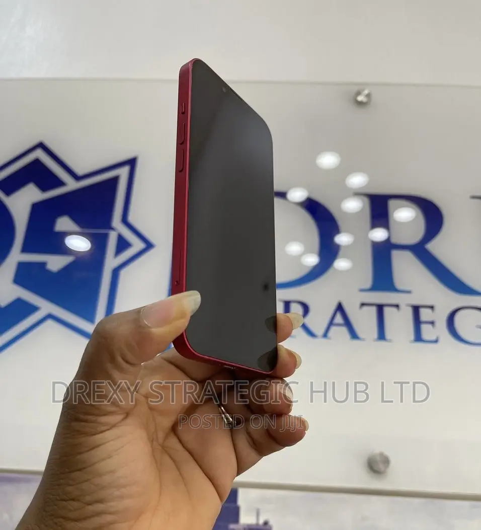 Apple iPhone 13 128 GB Red