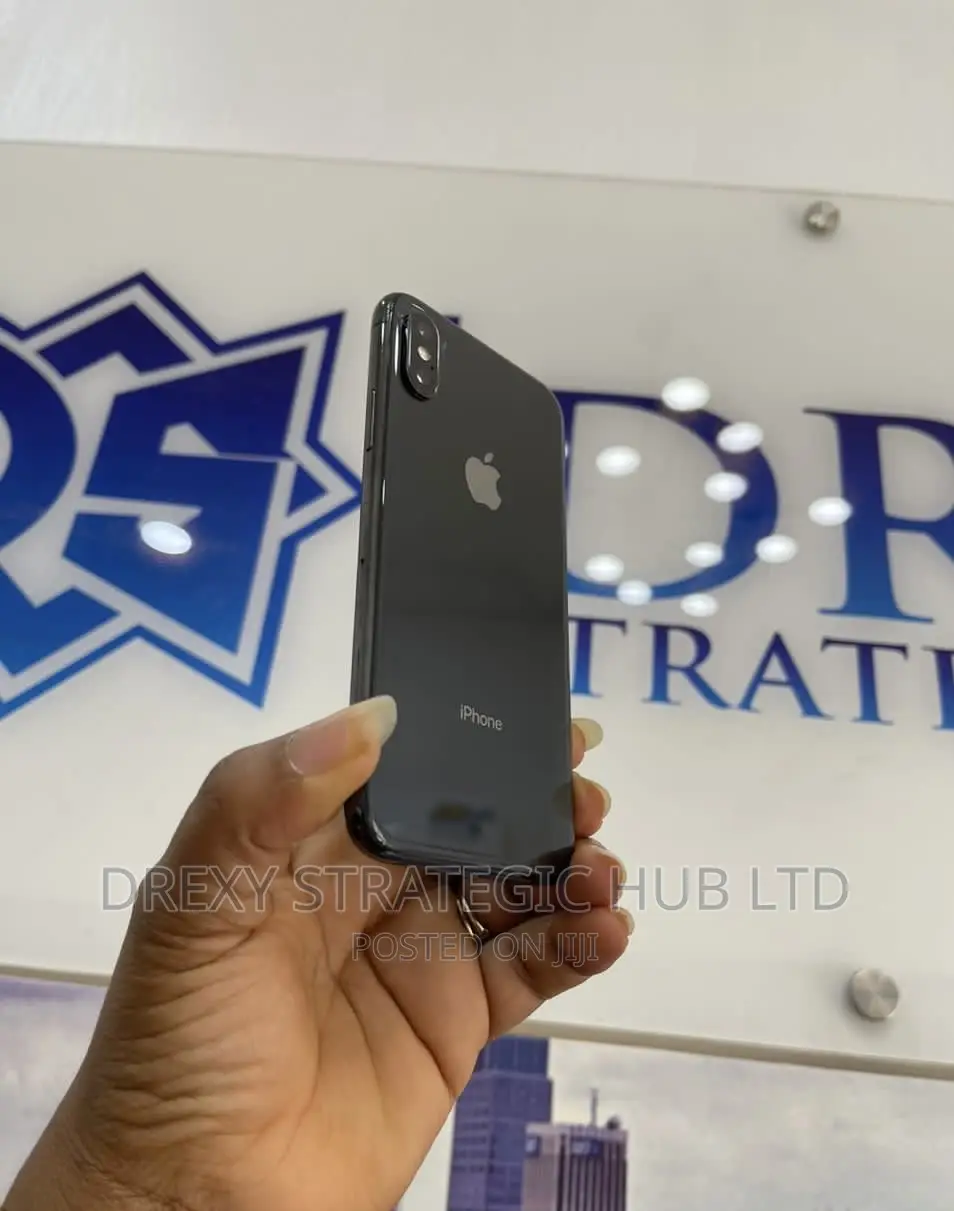 Apple iPhone XS 64 GB Black