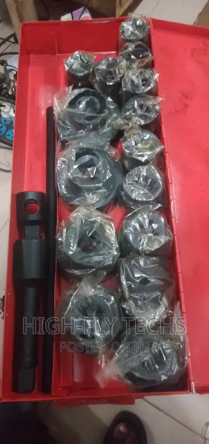 J-S Facom 17 PC Socket Set 1", 6pt Black