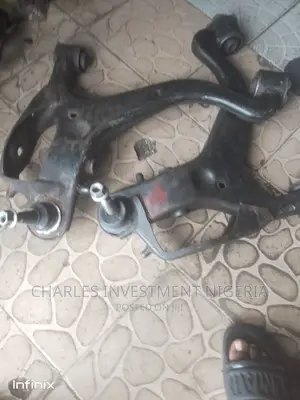 Lower Arm Range Rover Sport LR4 2012