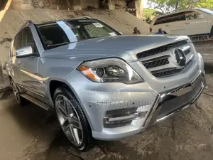 Mercedes-Benz GLK-Class 2013 Blue