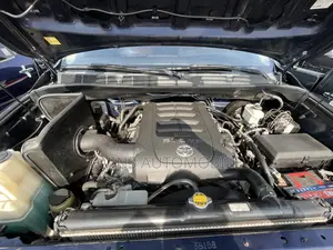 Toyota Tundra 2013 Blue