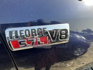 Toyota Tundra 2013 Blue
