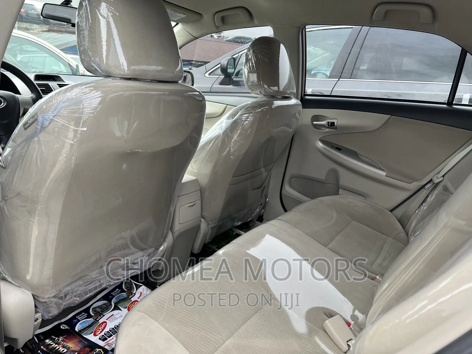 Toyota Corolla 2012 Gold