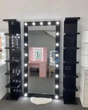 Quality Dressing Mirror With Light