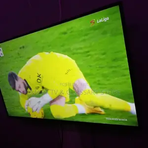 Samsung 32 Inches Uhd TV