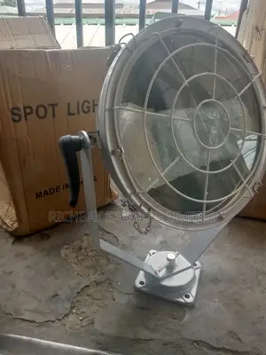 TG2-B Marine Spot Light