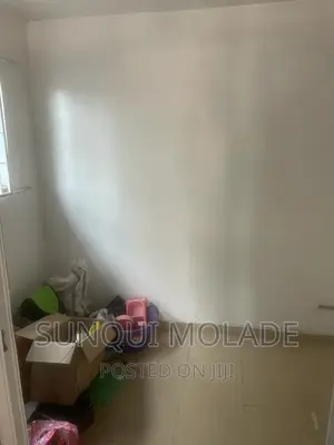 Shop for Rent on College Road