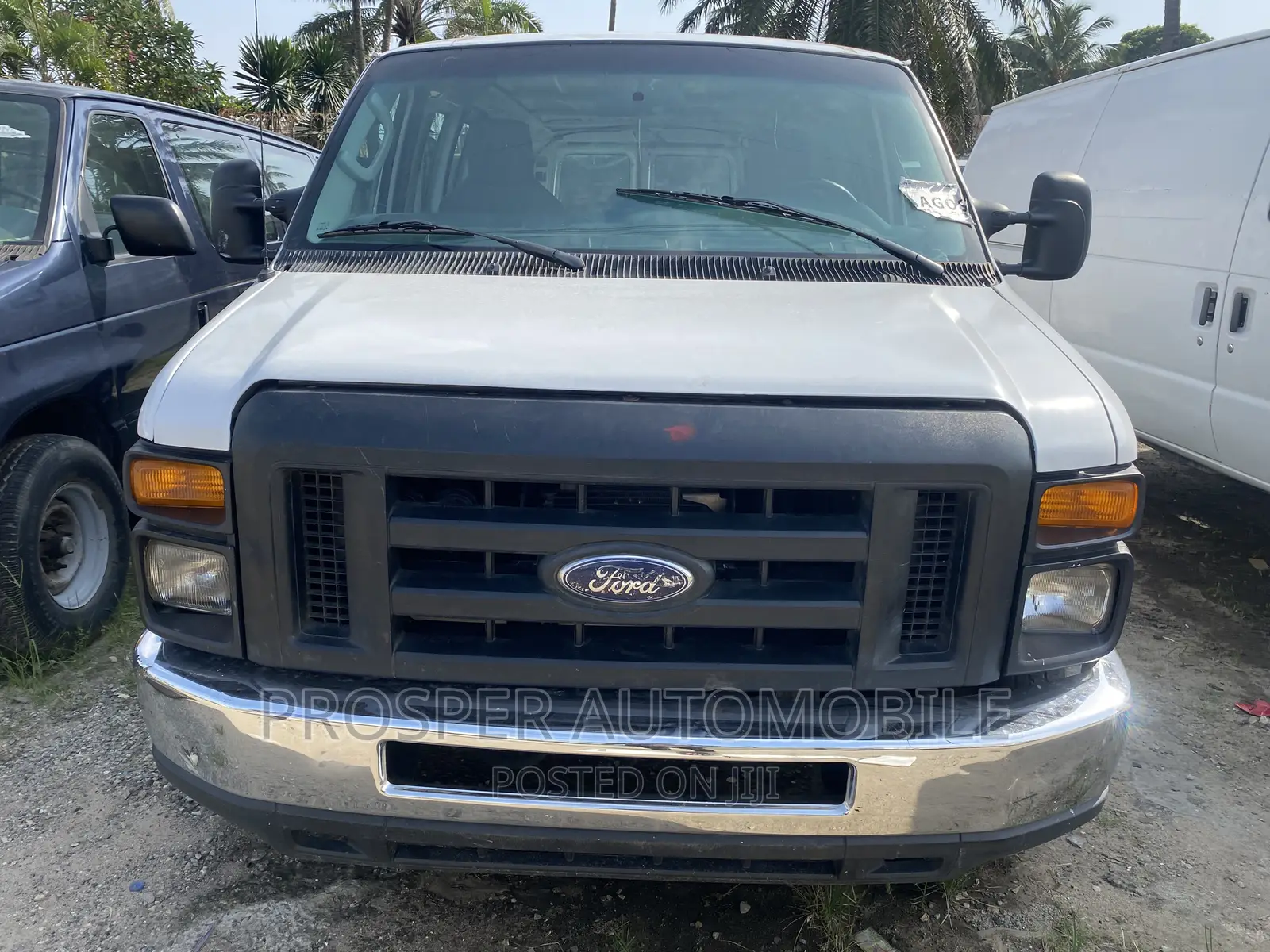 Ford E250 2010 White