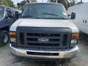 Ford E250 2010 White