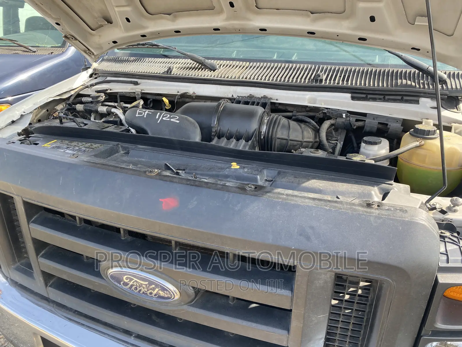 Ford E250 2010 White