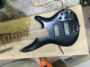 Ibanez Sr305 Soundgear 5-String Bass