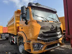 Howo Trucks and Trailer