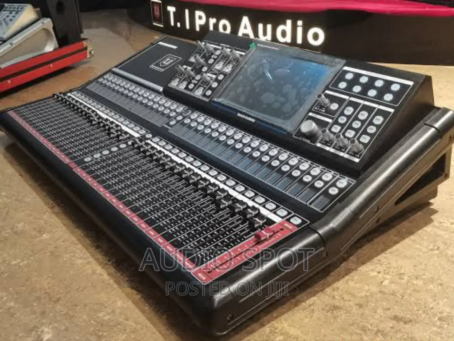 T.I Professional Audio Digital Mixer (T-32)