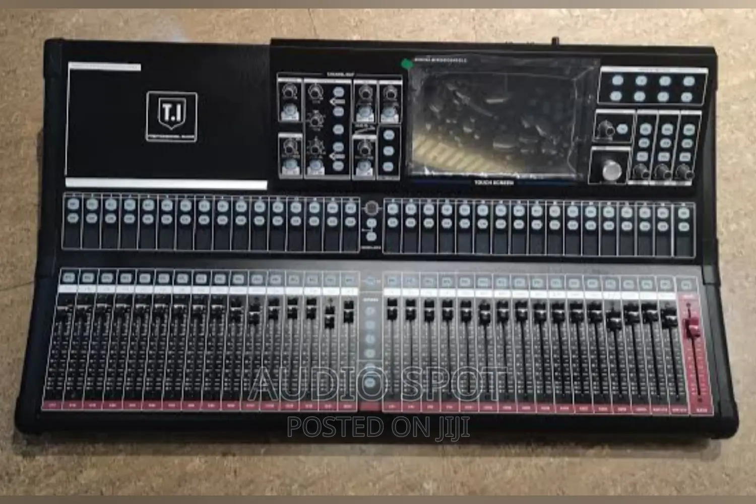 T.I Professional Audio Digital Mixer (T-32)