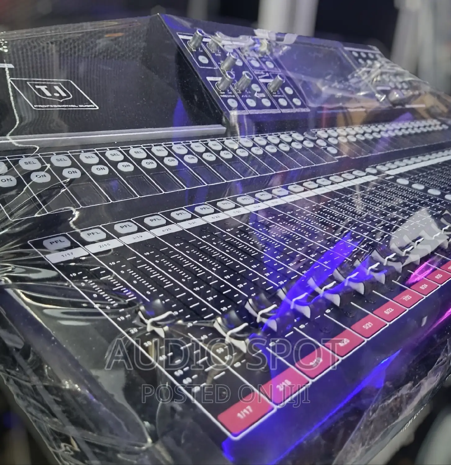 T.I Professional Audio Digital Mixer (T-32)