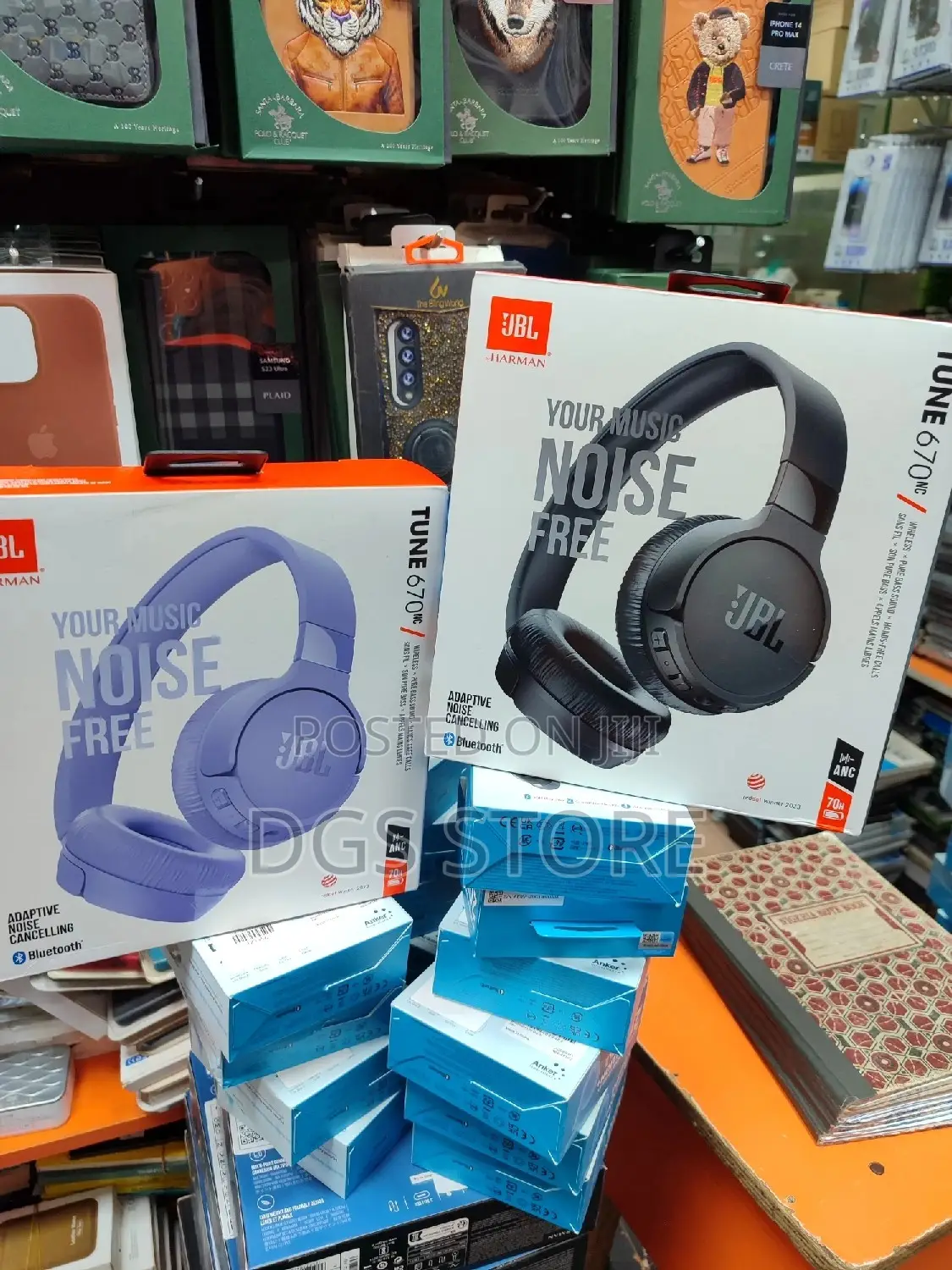 JBL Tune 670NC Bluetooth Headphone