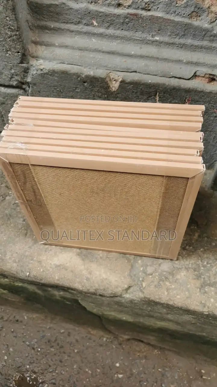 Dissecting Board