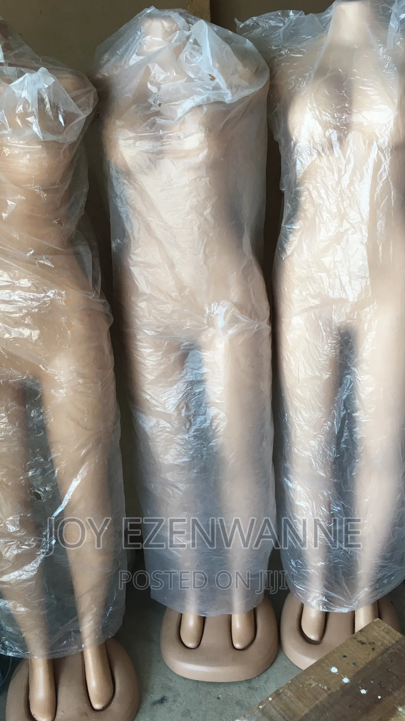 Female Mannequins