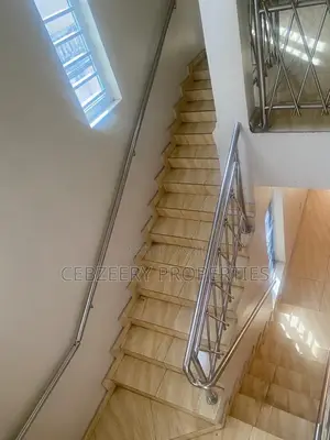 4bdrm Duplex in Ikeja for sale