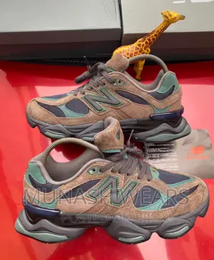 New Balance Sneakers
