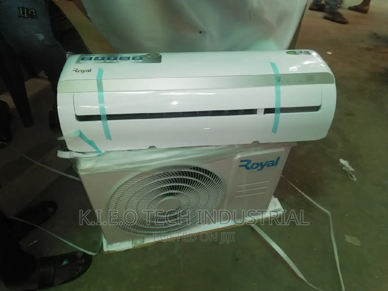 Royal Inverter A.C 1.5hp
