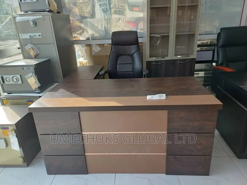 Good Quality Executive 1.6m Office Table With Mobile Drawer