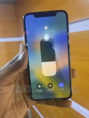 Apple iPhone 11 Pro 64 GB Gold