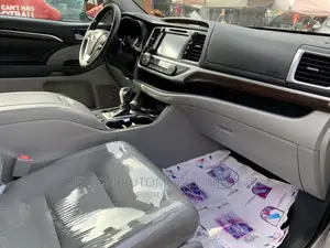 Toyota Highlander 2016 Gray