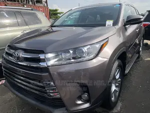 Toyota Highlander 2016 Gray