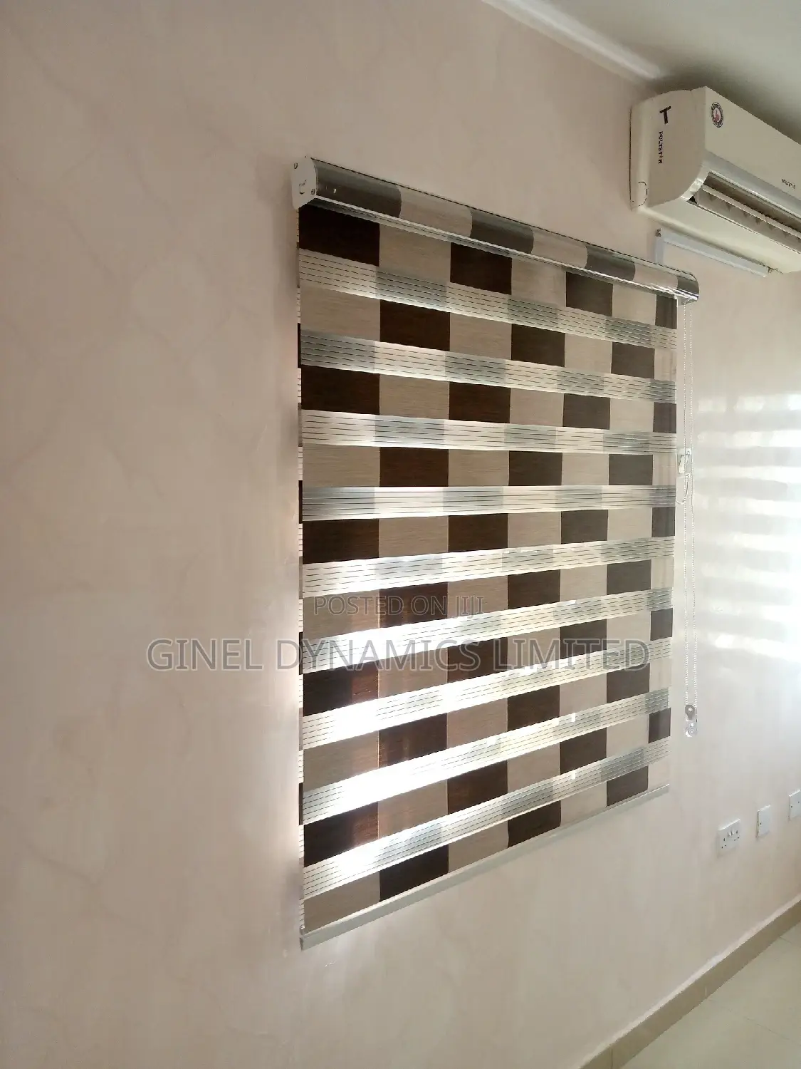 High Quality Window Blinds (Free Delivery)